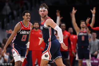 年轻球员的 年轻球员的