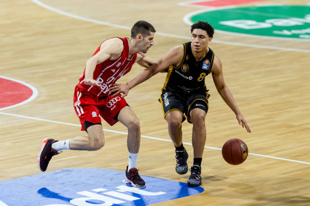 对于她的连 对于她的连